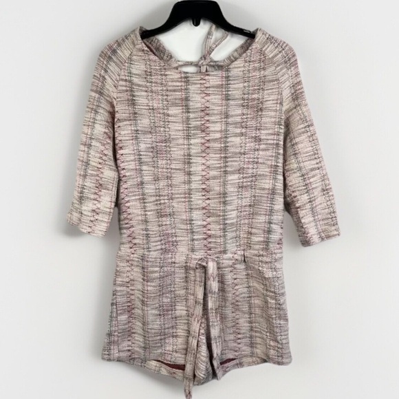 Free People Textured 3/4 Sleeve Romper Tie V Back Drawstring Waist Shorts Sz XS - Picture 1 of 10